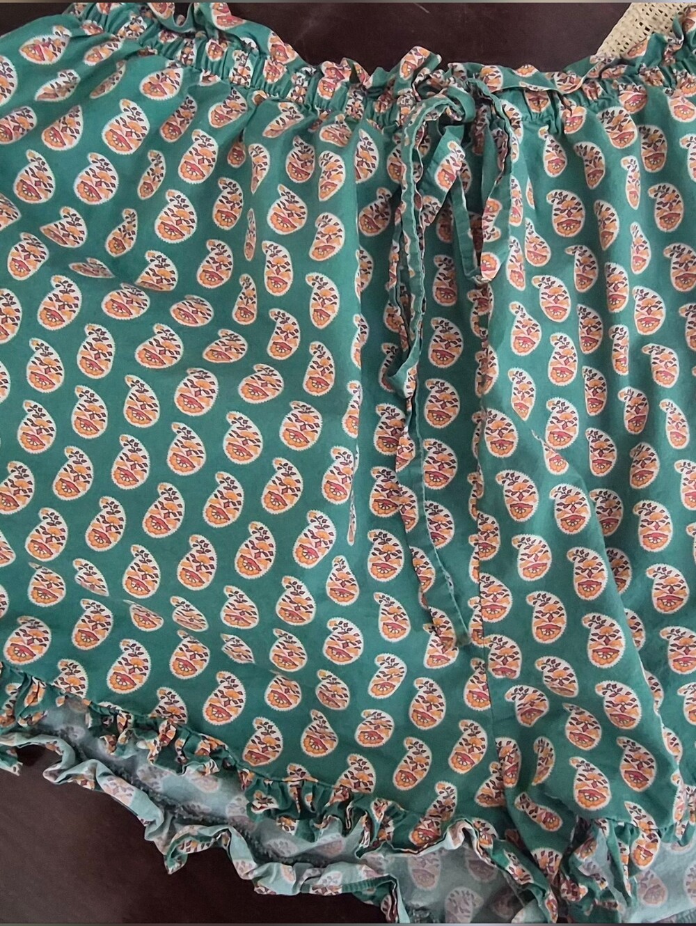 DÔEN Rare Green Paisley Print Matching Set | Puff Sleeve Top + Ruffle Shorts XXL